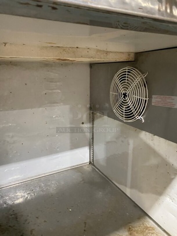 Valpro Commercial Refrigerated Pizza Prep Table! With Single Door Storage Space! All Stainless Steel! On Casters! Model: VPP44 SN: 8004233 115V 60HZ 1 Phase - Image 7 of 11