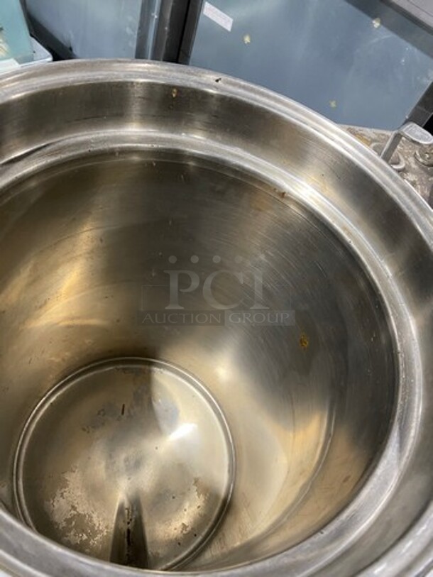 Cecilware Commercial Countertop Gas Powered Dual Coffee Urn! All Stainless Steel! - Image 5 of 8