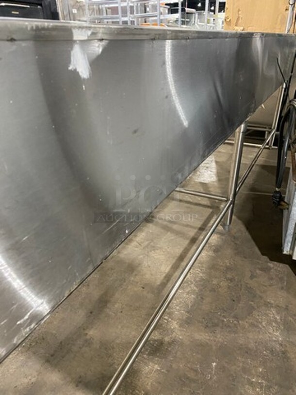 All Stainless Steel Fish/Cold Display Merchandiser Ice Bin! On Legs! - Image 3 of 7