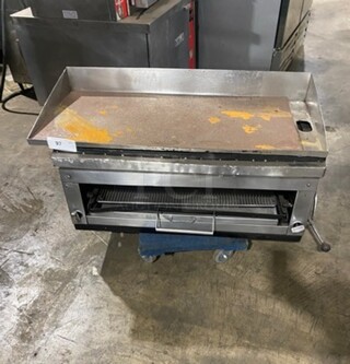 Commercial Countertop Natural Gas Powered Flat Top Griddle And Cheese Melter Combo! With Back And Side Splashes! All Stainless Steel!
