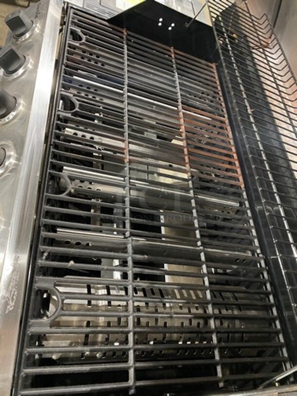 AWESOME! Char Broil Gas Powered Outdoor 6 Burner BBQ Grill! With Left Side Single Burner! Right Side Table! Hinged Lid! With Cabinet Storage Space Underneath! - Image 5 of 10