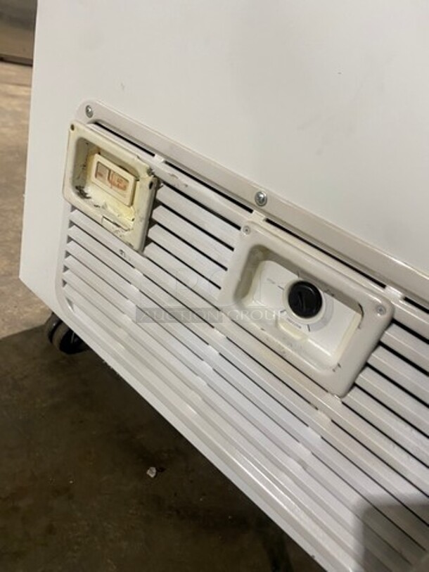 LATE MODEL! 2014 Fricon Commercial Reach Down Chest Freezer Merchandiser! With 2 Top Sliding Doors! With Sneeze Guard! On Casters! Model: THG7SG SN: 021080 115V 60HZ 1 Phase - Image 8 of 9