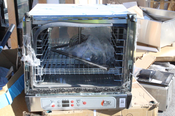 BRAND NEW SCRATCH & DENT! Cooking Performance Group Coh-D4-M Electric Digital Countertop 4 Tray Half Size Convection Oven With Steam Injection -208-240V, 2700W - Image 2 of 6
