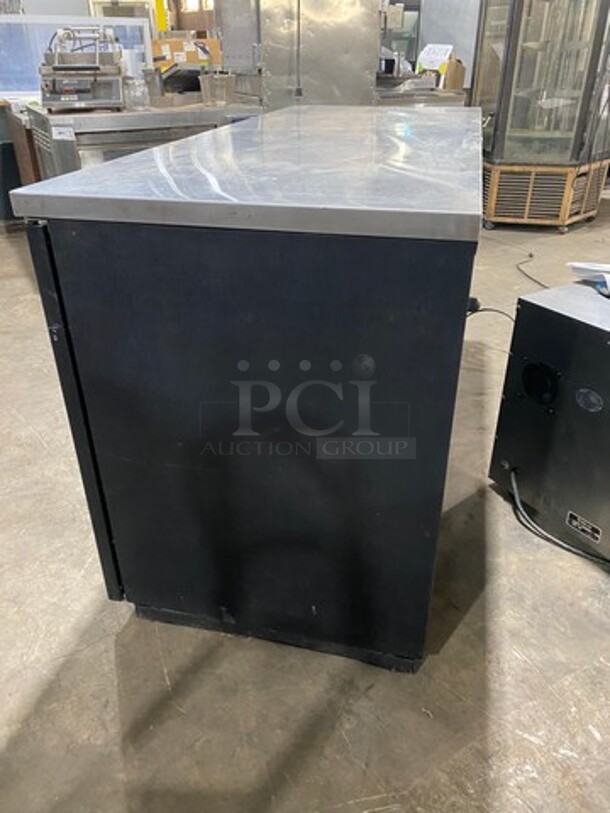 Berg Commercial 2 Door Back Bar Cooler! With View Through Doors! With Metal Rack! Model: EBB68G SN: 141860060400 115V - Image 4 of 9