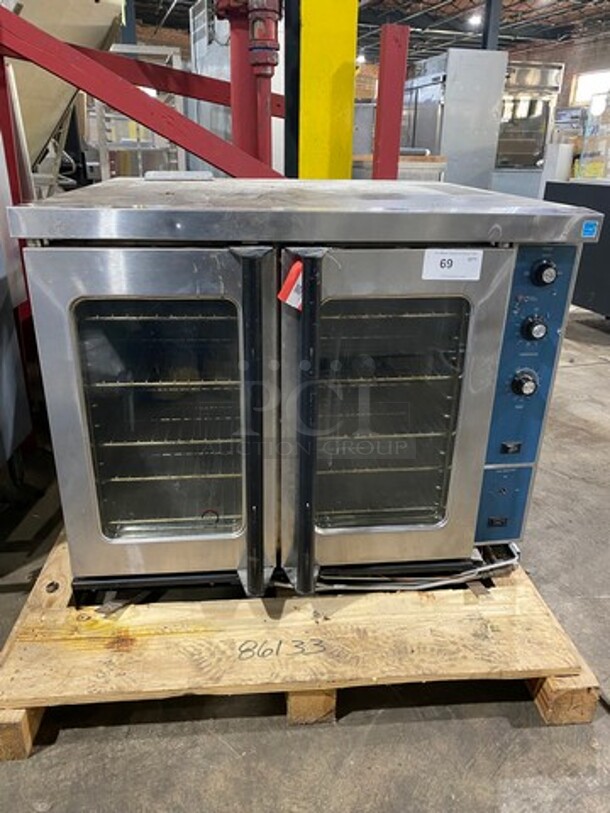 Duke Commercial LP Powered Single Deck Convection Oven! With View Through Doors! Metal Oven Racks! All Stainless Steel!