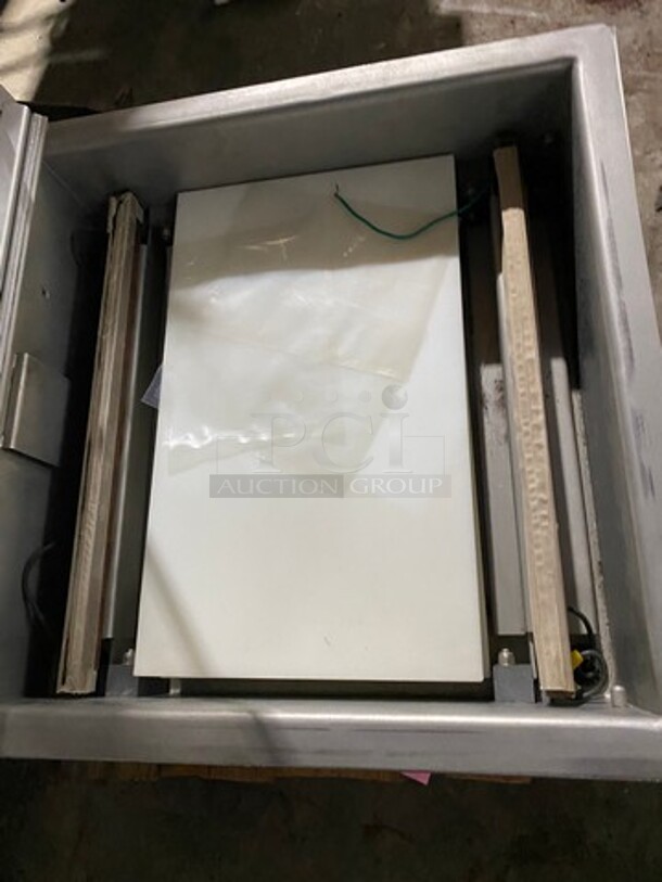 Sipromac Commercial Countertop Vacuum Sealer! Stainless Steel Body! Model: 350 SN: 00846 110V 60HZ 1 Phase - Image 5 of 8