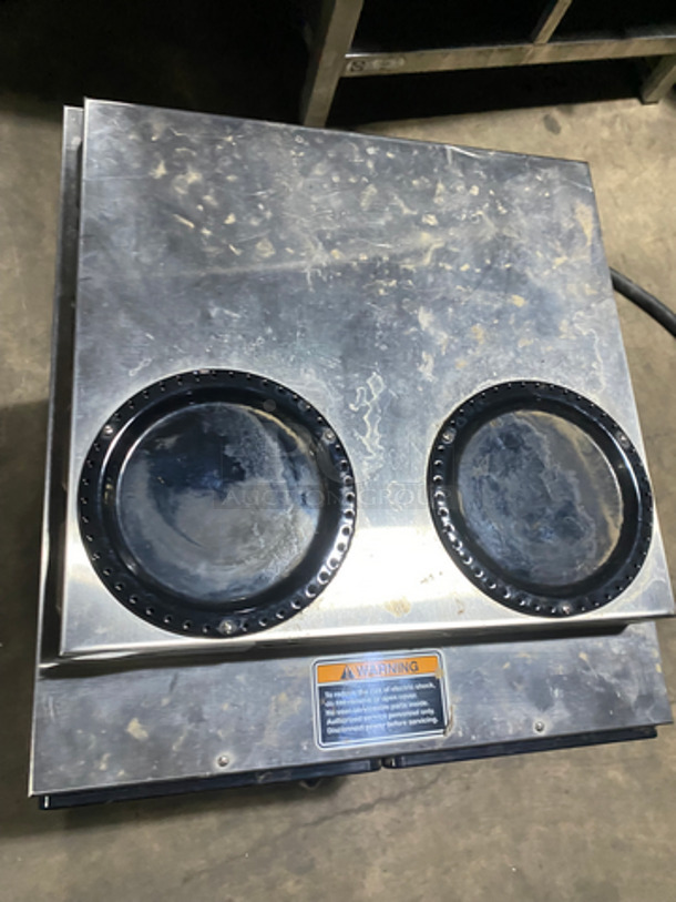 Bunn Commercial Countertop Dual Coffee Brewing Machine! With 4 Coffee Pot Warming Stations! All Stainless Steel! On Small Legs! Model: AXIOM2/2TWIN SN: AXTN012812 120/208/240V 60HZ 1 Phase - Image 5 of 10