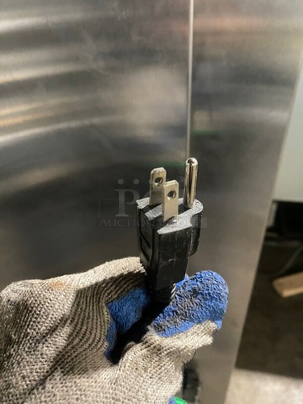 2015 Coolman Two Door Reach In Cooler! Stainless Steel! On Commercial Casters! Model 54RIF SERIAL:C70515 120V - Image 8 of 8