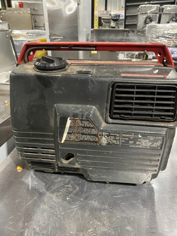 Honda Portable Generator! Model: EX650 - Image 3 of 7