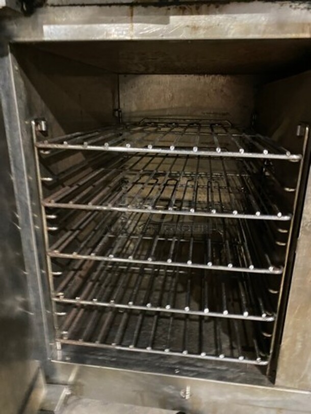 WOW! Lang Commercial Electric Powered 2 Burner Stove With Right Side Flat Griddle! Griddle Has Back And Side Splashes! With Oven Underneath! Metal Oven Racks! All Stainless Steel! Model: RT30G208VCF SN: RT300609A0029 208V 60HZ 3 Phase - Image 8 of 12