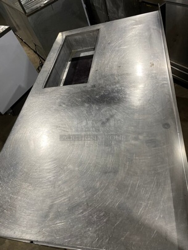 Commercial Electric Powered Single Well Food Warmer Serving Station! With Storage Space Underneath! All Stainless Steel! On Legs! SN: 1111150001569 208/240V 60HZ 1 Phase - Image 5 of 8