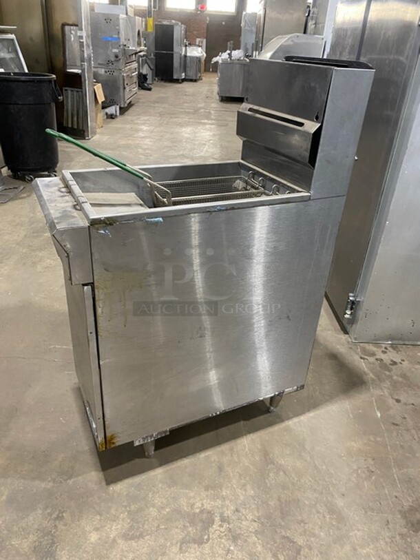 DCS Commercial Floor Style Natural Gas Powered Deep Fat Fryer! With Back Splash! All Stainless Steel! With 2 Frying Baskets! On Legs! Model: DCS-FSF-40N SN: 04C02444A! - Image 2 of 9