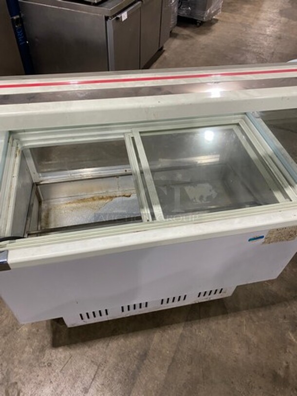 Starfish Commercial Refrigerated Ice Cream Dipping Cabinet/Display Case! Model: SM12 SN: SM217022106 220V - Image 10 of 10