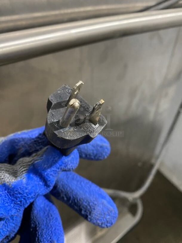 Dinex Commercial Single Door Cooler! All Stainless Steel! On Casters! Model: IRAC12DS SN: 183845N 120V - Image 11 of 11