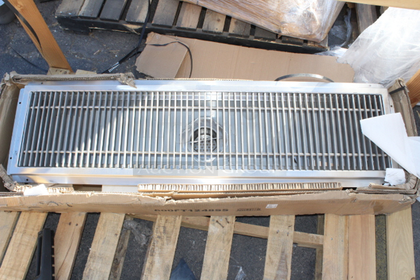 BRAND NEW SCRATCH & DENT! Regency 600FT1248SS 12" x 48" 14-Gauge Stainless Steel Floor Trough with Grate. ALL Pieces Present. Original packaging is torn.  - Image 2 of 2
