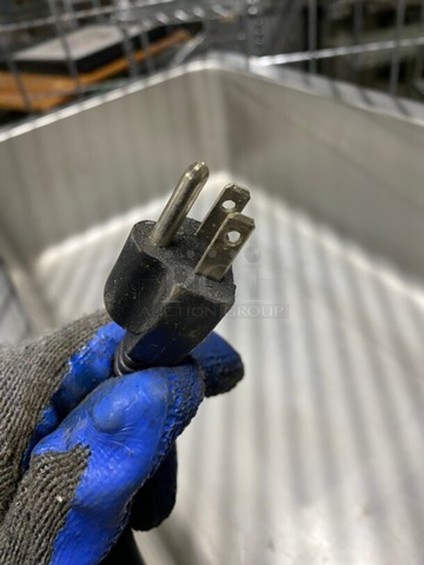 Adcraft Commercial Countertop Single Well Food Warmer! All Stainless Steel! Model: FW1200WF 120V 60HZ 1 Phase - Image 7 of 8