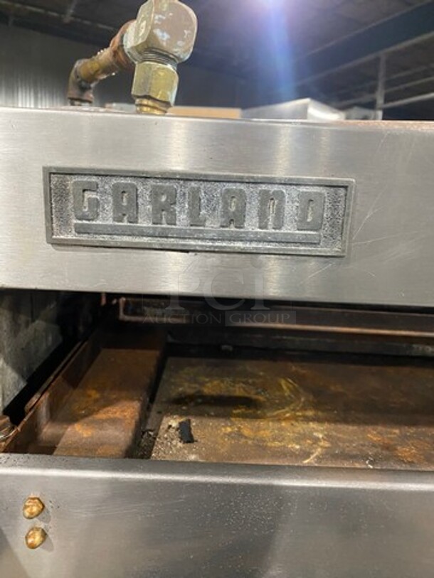 Garland Commercial Gas Powered 6 Burner Stove With Garland Salamander! Oven Underneath! On Legs! - Image 7 of 11