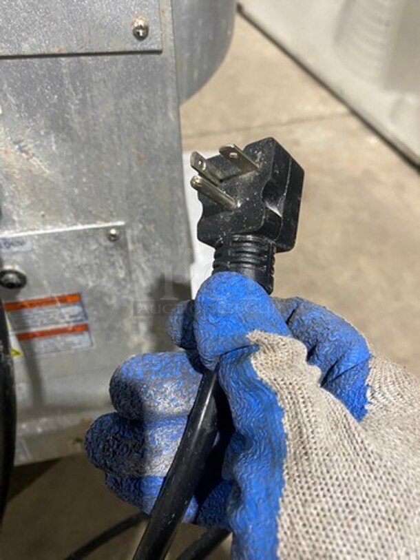 Argento 30 Quart All Stainless Steel Planetary Mixer! MODEL AEPM30 SN:19010300037 110V 1PH - Image 9 of 9