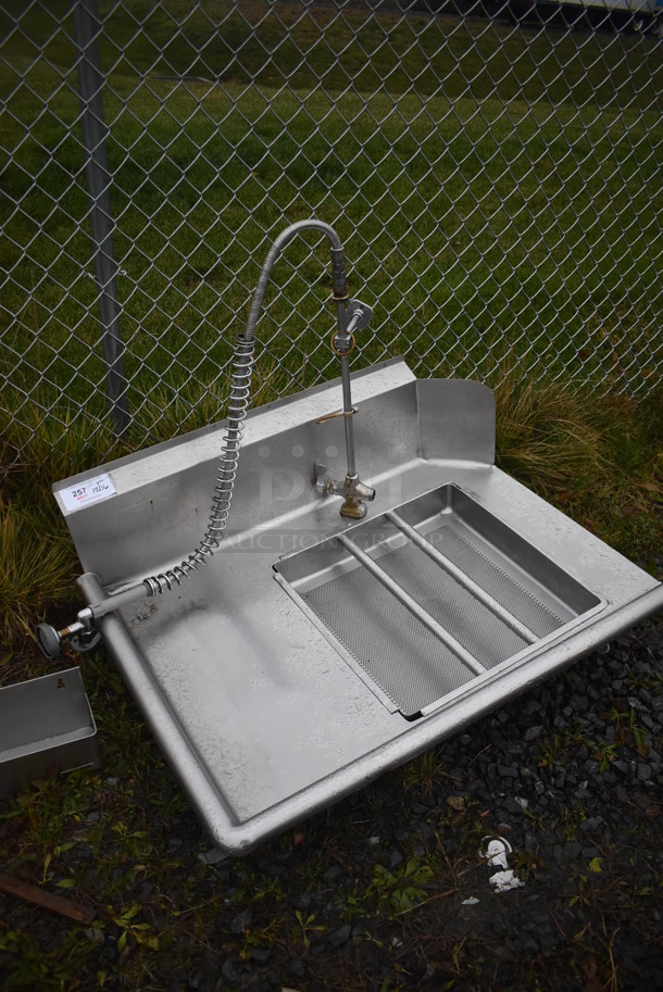 Stainless Steel Commercial Left Side Dirty Side Dishwasher Table w/ Spray Nozzle Attachment and Straining Insert. 40x30x12 - Image 2 of 4