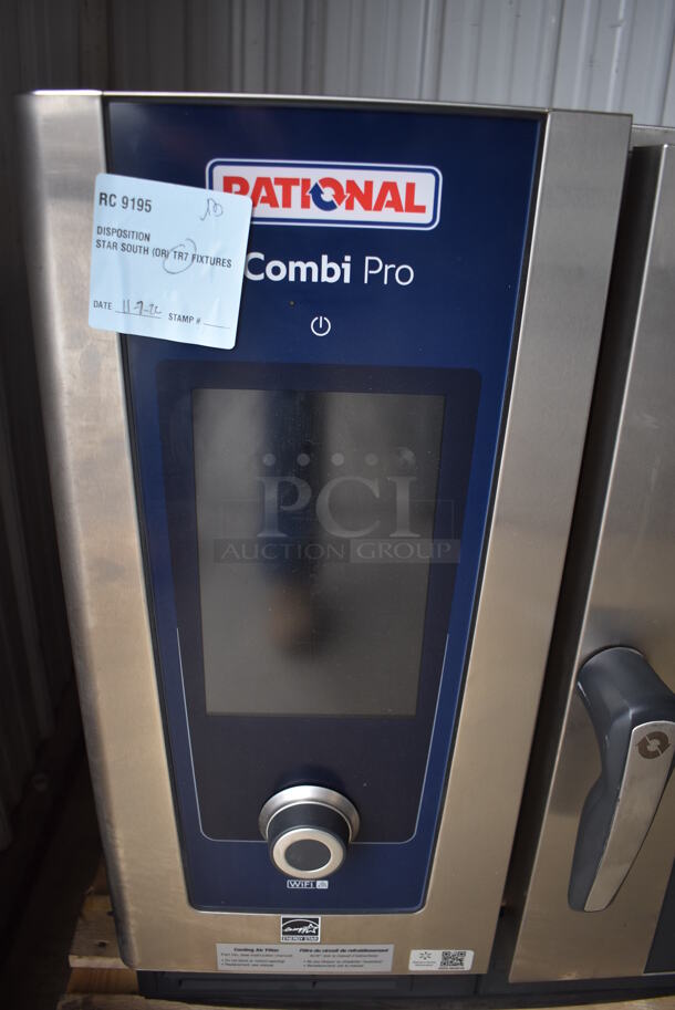 BRAND NEW SCRATCH AND DENT! 2021 Rational LM100CE.AXXXX iCombi Pro ENERGY STAR Stainless Steel Commercial Countertop Electric Powered Combi Convection Oven. Missing Side Panel. 440/480 Volts, 3 Phase. 42.5x38.5x30. Tested and Working! - Image 5 of 12