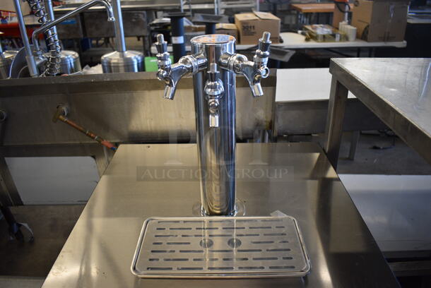 Edgestar Model BR7001SS Stainless Steel Commercial Direct Draw Kegerator w/ 3 Tap Beer Tower, Drip Tray, Tank and 3 Couplers. 115 Volts, 1 Phase. 24x26x50. Tested and Working! - Image 6 of 7