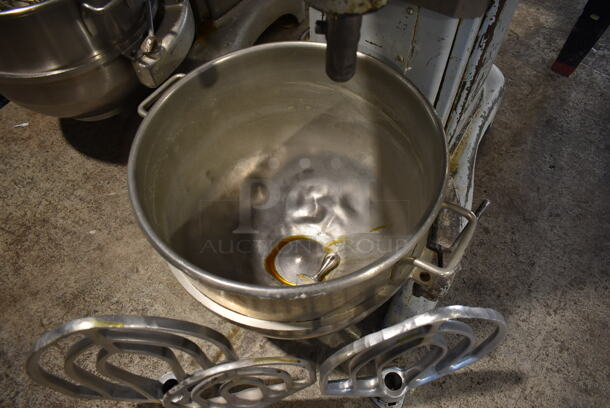 Hobart H-600 Metal Commercial Floor Style 60 Quart Planetary Dough Mixer w/ Stainless Steel Mixing Bowl and 3 Paddle Attachment. 208 Volts, 3 Phase.  - Image 3 of 9