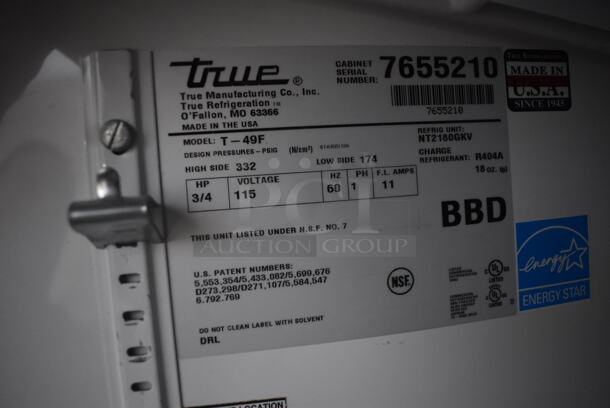 2013 True T-49F Commercial Stainless Steel Reach In Electric Powered Freezer With Polycoated Racks on Commercial Casters. 115V/ 1 Phase. Tested And Powers On But Does Not Get Cold - Image 6 of 6