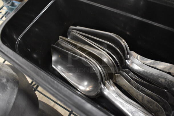 10 Stainless Steel Ice Scoops in Black Bin. 9.5x3.5x1. 10 Times Your Bid! - Image 2 of 2