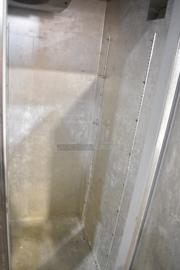 Continental 2R Stainless Steel Commercial 2 Door Reach In Cooler on Commercial Casters. 115 Volts, 1 Phase. Tested and Working! - Image 4 of 6