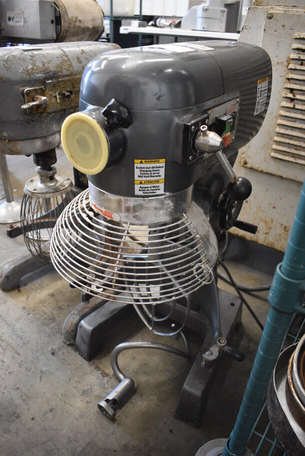 Avantco Model MX20 Metal Commercial 20 Quart Planetary Dough Mixer w/ Bowl Guard, Paddle and Dough Hook Attachments. 110 Volts, 1 Phase. 15x21x31. Tested and Working!