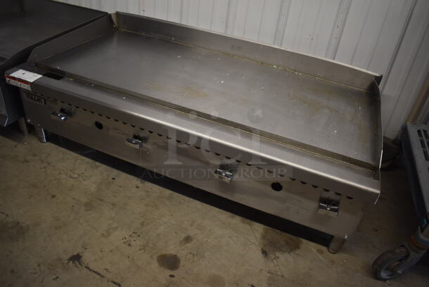 BRAND NEW SCRATCH AND DENT! Vulcan VCRG48-M1 Stainless Steel Commercial Countertop Natural Gas Powered Flat Top Griddle with Manual Controls. 100,000 BTU. 48x28x17. Tested and Working! - Image 2 of 9
