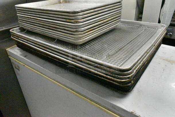 35 Various Metal Items Including Baking Pans and Muffin Baking Pans. 35 Times Your Bid!  - Image 7 of 7