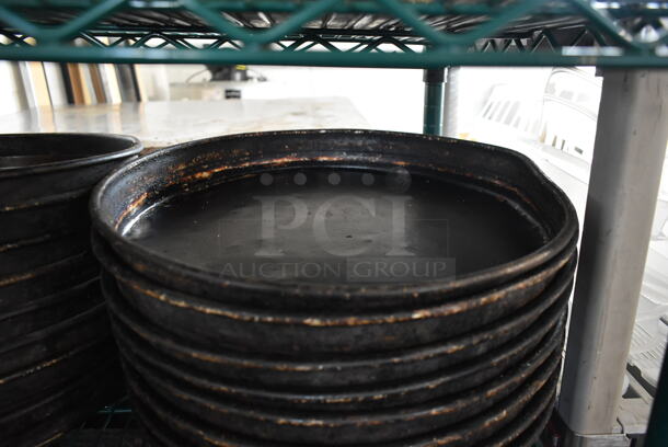 ALL ONE MONEY! Two Tier Lot of 52 Metal Round Baking Pans. - Image 4 of 5