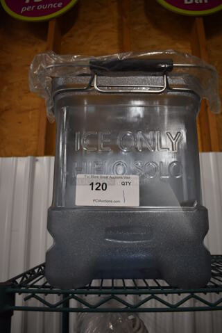 Rubbermaid Blue Poly Ice Bucket. 14x13x18