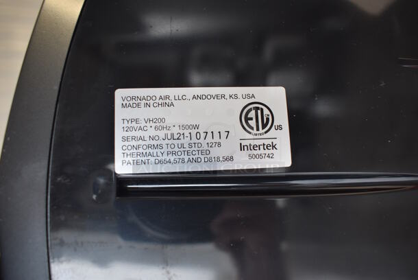 BRAND NEW SCRATCH AND DENT! Vornado VH200 Metal Fan. 120 Volts, 1 Phase. 11x9x11 - Image 5 of 7