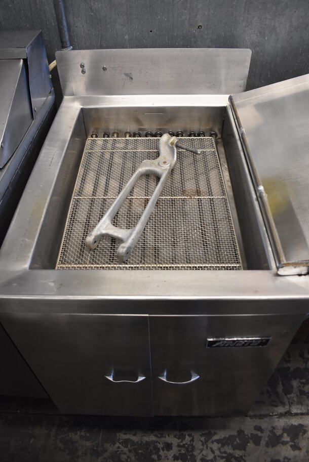 Anets E-18X26B Stainless Steel Commercial Floor Style Electric Powered Donut Fryer w/ Dough Dropper Arm Piece. 208 Volts, 3 Phase. 25x32x55 - Image 6 of 7