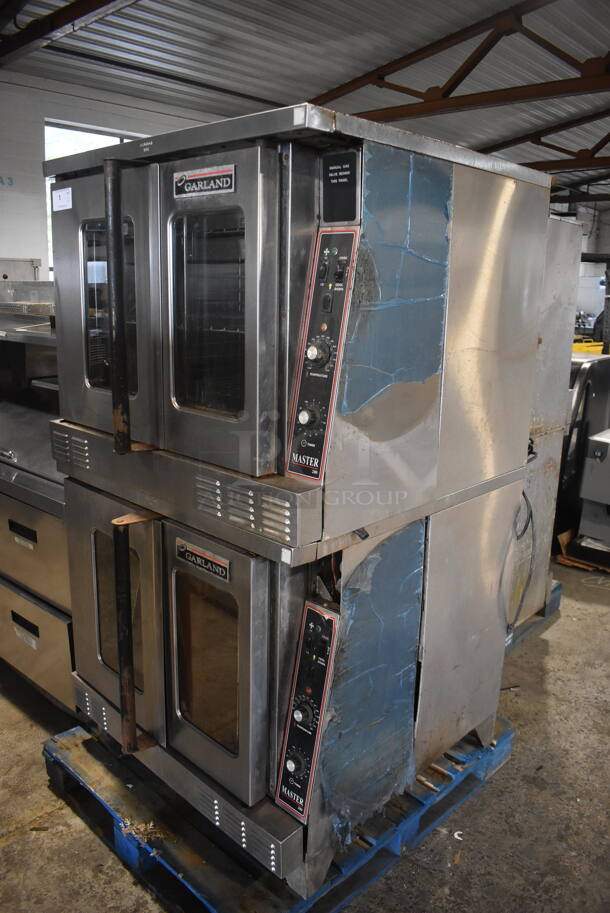 Garland Master 200 Commercial Stainless Steel Natural Gas Powered Floor Style Convection Oven With Metal Racks 115V/Phase Controls 1. 2 Times Your Bid! - Image 3 of 8