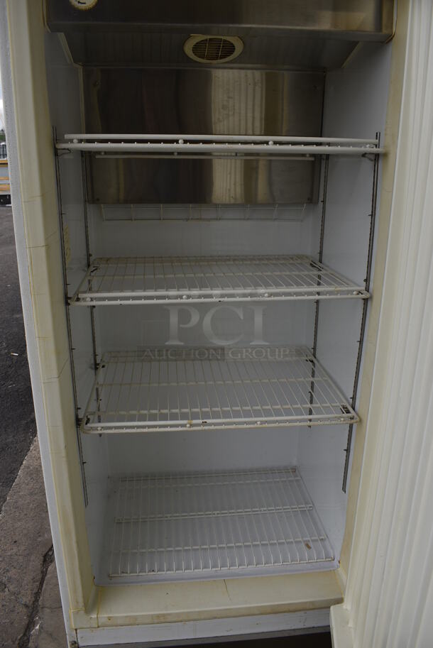 Frigidaire Model LFFH20F3QWC Single Door Reach In Freezer on Commercial Casters. 115 Volts, 1 Phase. 32x30x75. Tested and Working! - Image 3 of 5