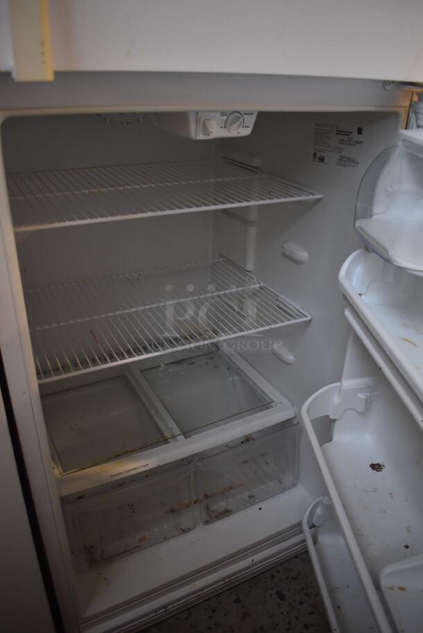 Kenmore 253.60412610 Metal Cooler Freezer Combo Unit. 120 Volts, 1 Phase. 30x30x66. Tested and Working! - Image 6 of 8