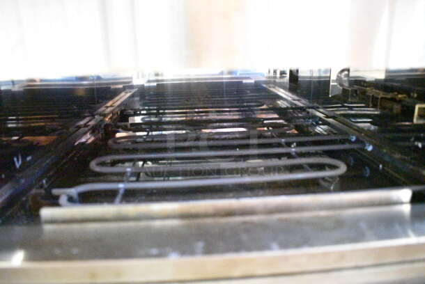 Avantco 177DPO18DD Stainless Steel Commercial Countertop Electric Powered Double Deck Pizza Oven. No Stones. 240 Volts.  - Image 4 of 5