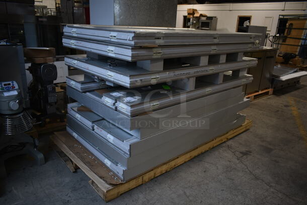 BRAND NEW SCRATCH AND DENT! AmeriKooler 6'x6'x7' Walk In Box w/ Floor. Stock Picture Used as Gallery - See Additional Pictures for Actual Box Panels - Image 3 of 10
