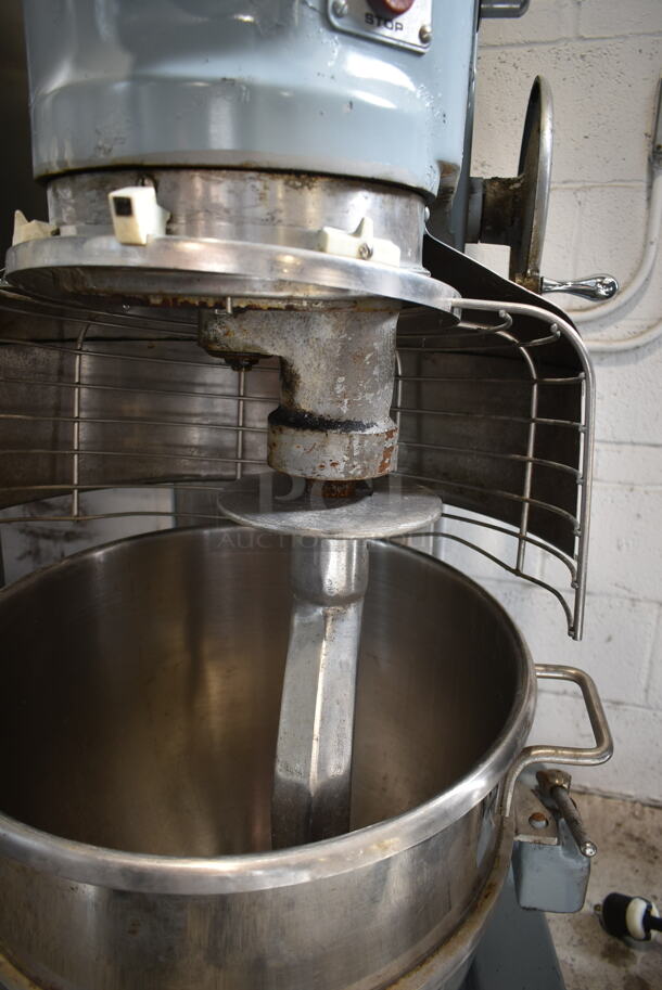 Hobart P660 Metal Commercial Floor Style 60 Quart Planetary Dough Mixer w/ Stainless Steel Mixing Bowl, Bowl Guard and Dough Hook Attachment. 208 Volts, 1 Phase. - Image 7 of 9