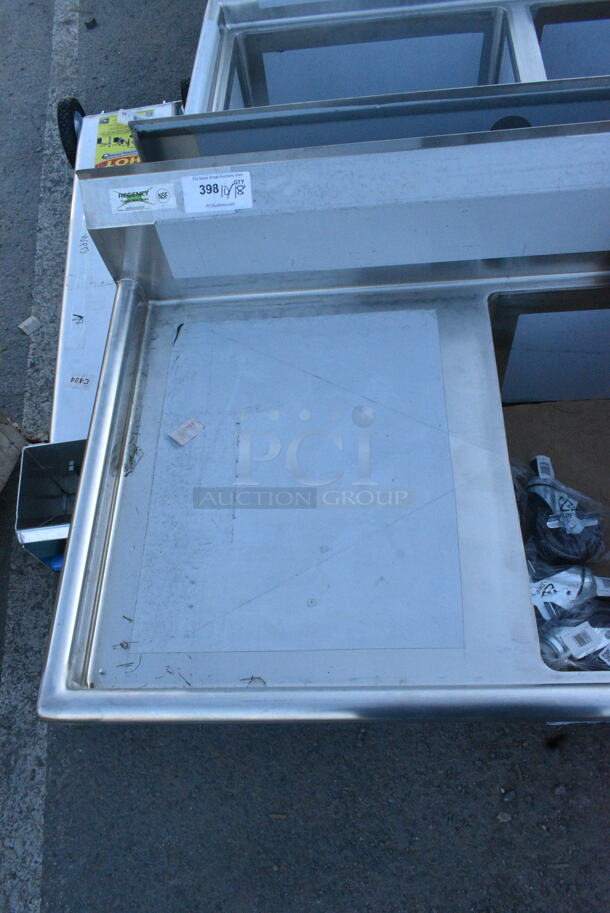 BRAND NEW SCRATCH AND DENT! Regency 600S22424224 98" 16 Gauge Stainless Steel Two Compartment Commercial Sink with Stainless Steel Legs, Cross Bracing, and 2 Drainboards - 24" x 24" x 14" Bowls. No Legs. - Image 3 of 6