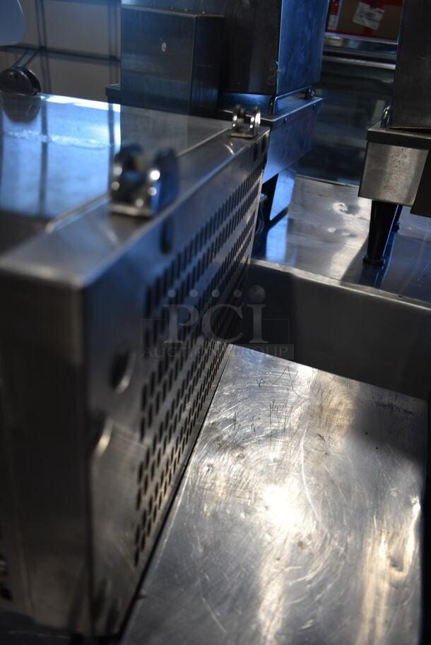 Stainless Steel Commercial Countertop Refrigerated Rail. Tested and Working! - Image 8 of 8