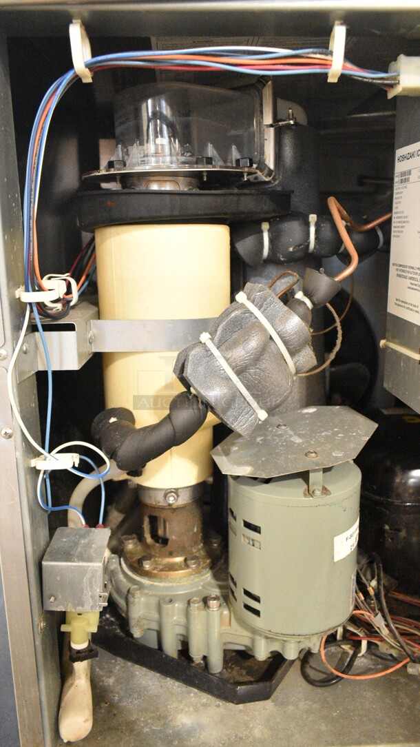 Hoshizaki F-801MAJ Stainless Steel Commercial Ice Machine Head on Hoshizaki B-500PF Commercial Ice Bin. 115 Volts, 1 Phase.  - Image 6 of 8
