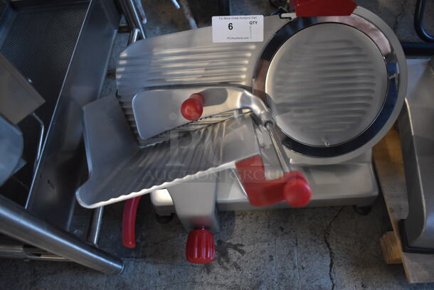 BRAND NEW SCRATCH AND DENT! 2022 Berkel B12-SLC Stainless Steel Commercial Countertop Meat Slicer w/ Blade Sharpener. Missing Center Plate Locking Knob. 115 Volts, 1 Phase. 26x22x21. Tested and Working! - Image 5 of 6