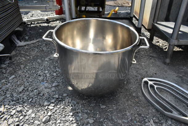 ALL ONE MONEY! Hobart VMLH-40 Stainless Steel 40 Quart Mixing Bowl and 40D 40 Quart Paddle Attachment. - Image 9 of 9