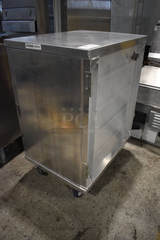 Channel Metal Commercial Enclosed Pan Transport Rack on Commercial Casters. 20.5x27.5x36.5 - Image 5 of 5