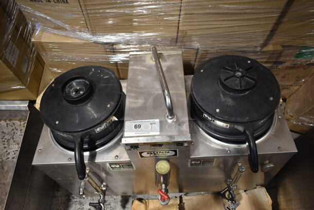 Bunn U3 120/240 Stainless Steel Commercial Countertop 3 Gallon Twin Coffee Machine Urn w/ Hot Water Dispenser and 2 Poly Brew Baskets. 120/240 Volts, 1 Phase. - Image 4 of 9