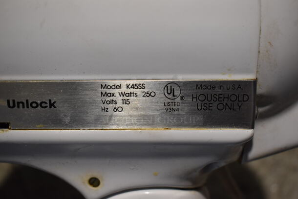 KitchenAid K45SS Metal Countertop 4.5 Quart Planetary Dough Mixer. 115 Volts, 1 Phase. Tested and Working! - Image 4 of 5